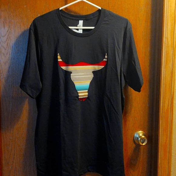 NWT  Custom Buffalo T-shirt‎ - Picture 1 of 3